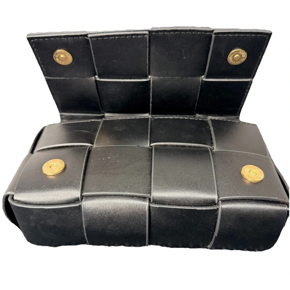 Black Woven Faux Leather Clutch Bag‎ Padded Weave Snap Closure Small Purse